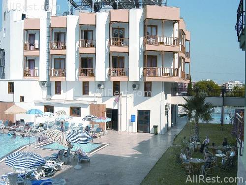 Riverside Hotel 1